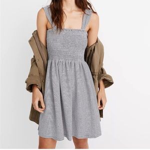 Madewell Texture & Thread Smocked Dress in Stripe Size L